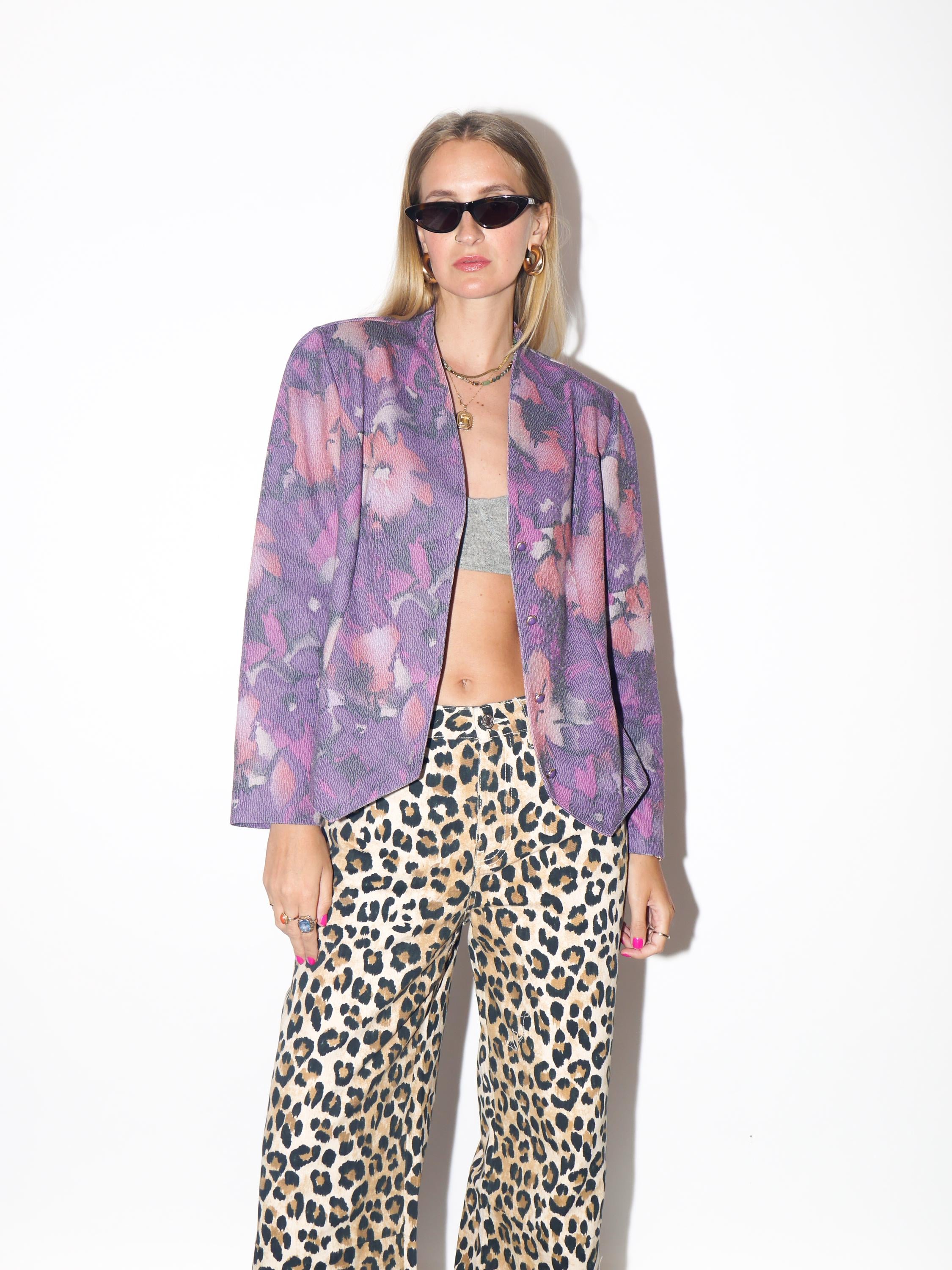 VINTAGE Cotton Purple Floral Blazer With Stand-Up Collar And Decorative Buttons Made In Finland From The 1980s By Finn Karelia