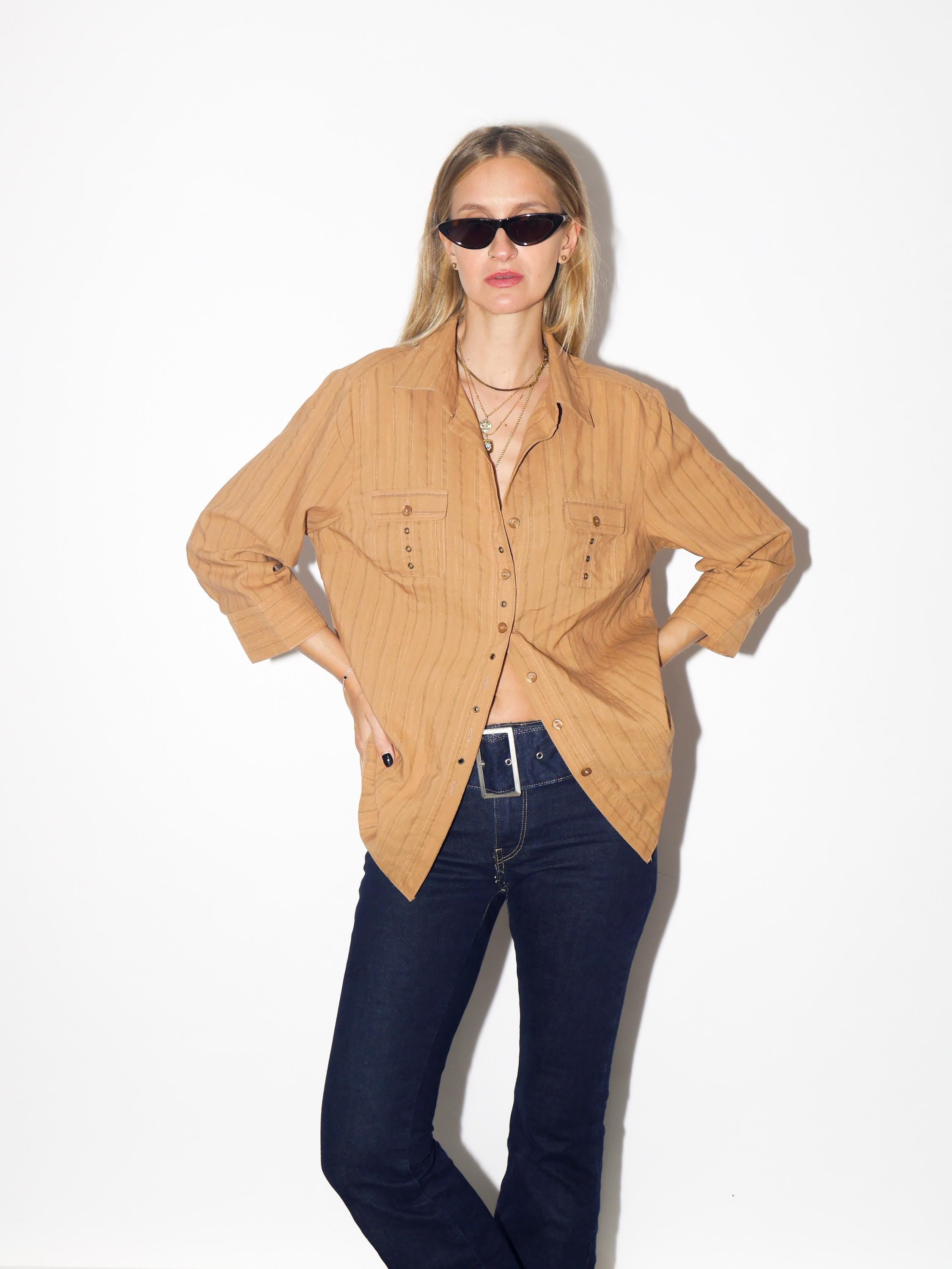 VINTAGE Brown Striped Viscose Three-Quarter Sleeve Shirt With Decorative Buttons From The 1980s