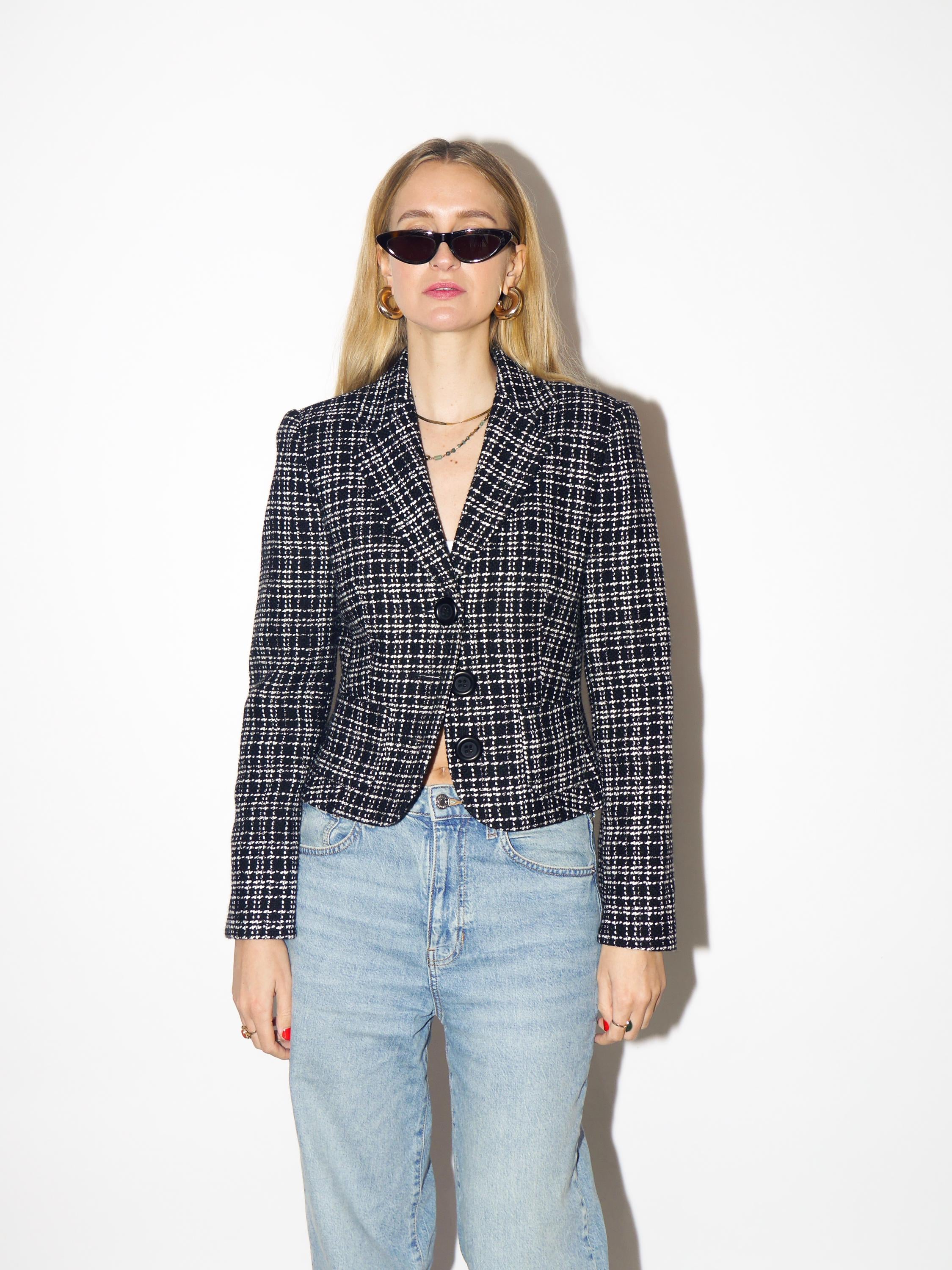 VINTAGE wool blazer, fitted black and white short blazer by Un Deux Trois® Paris