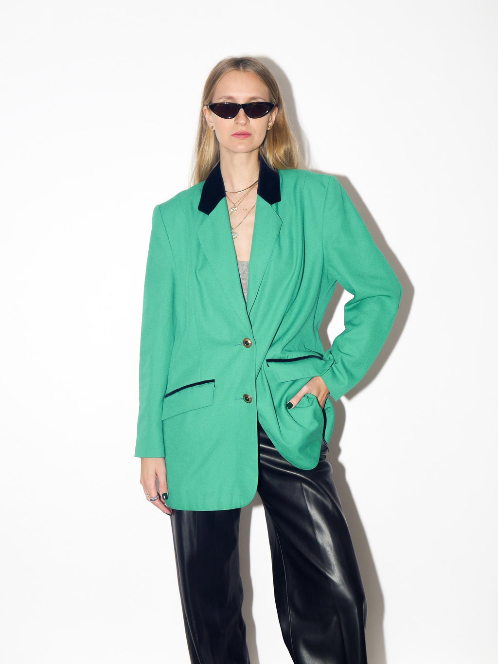 VINTAGE Green Oversized Blazer With Black Velvet Collar And Gold Buttons From The 1980s