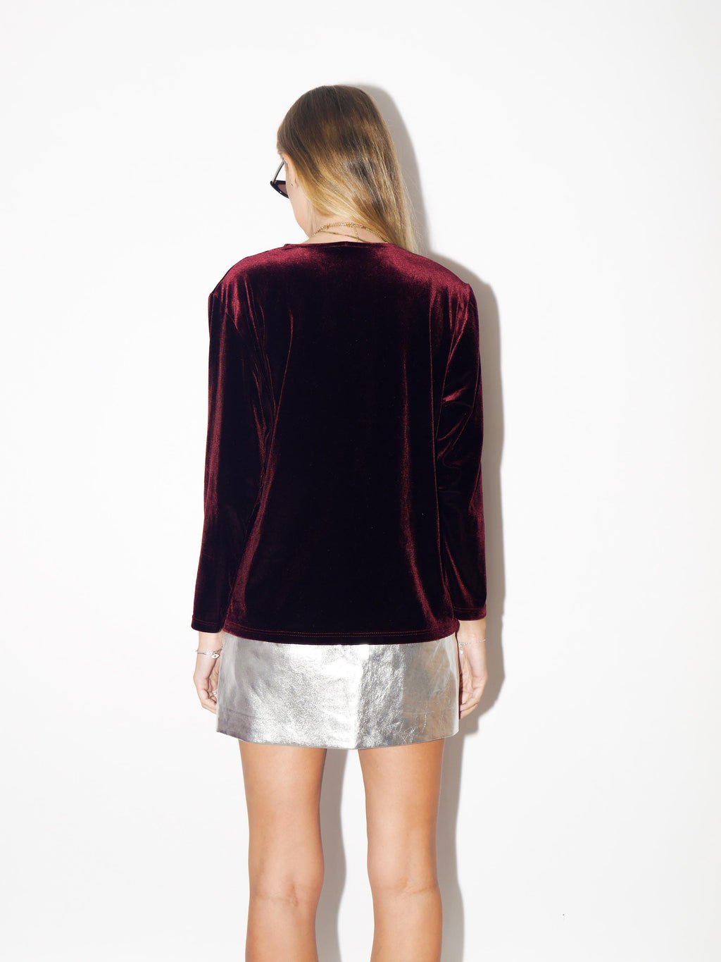 VINTAGE Burgundy Velvet Viscose Blend Long Sleeve Blouse With Glitter Floral Pattern From The 1980s