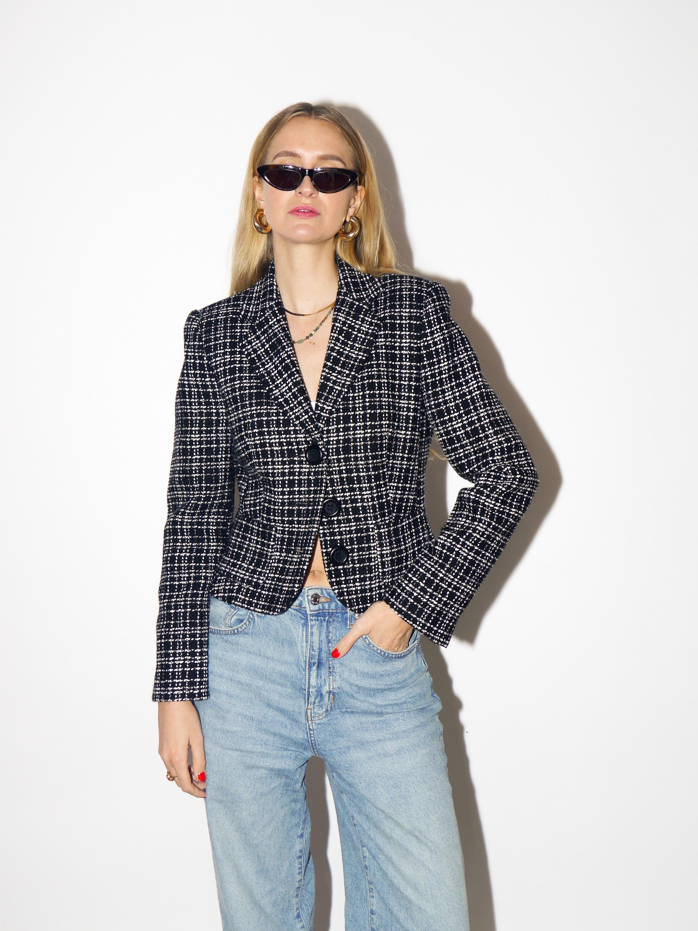 VINTAGE wool blazer, fitted black and white short blazer by Un Deux Trois® Paris