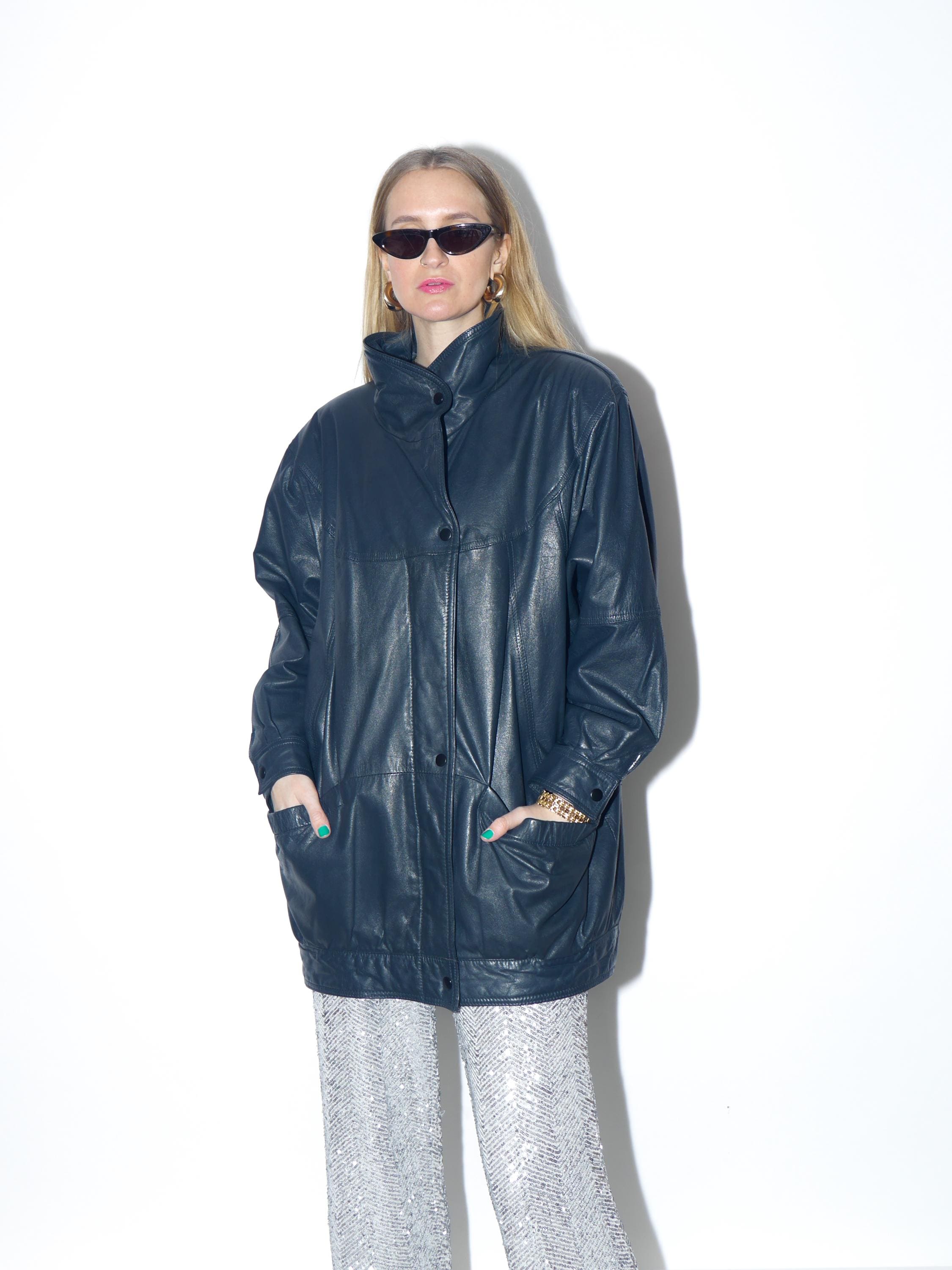 VINTAGE navy leather jacket from 1980s in oversize fit with stand-up collar