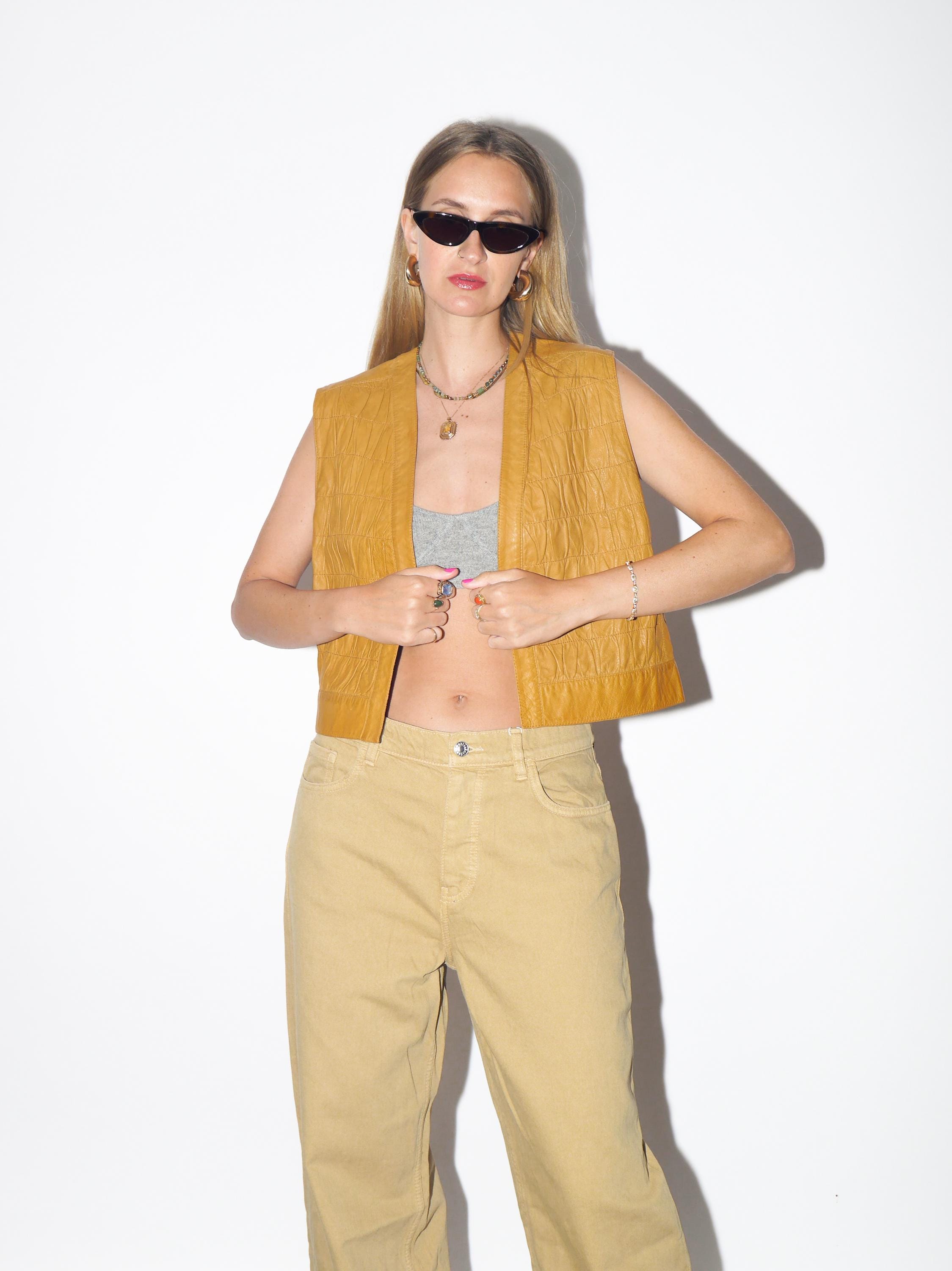 VINTAGE Beige Smooth Leather Cropped Vest From 1980s With Lining By Furs-Ettex Paris