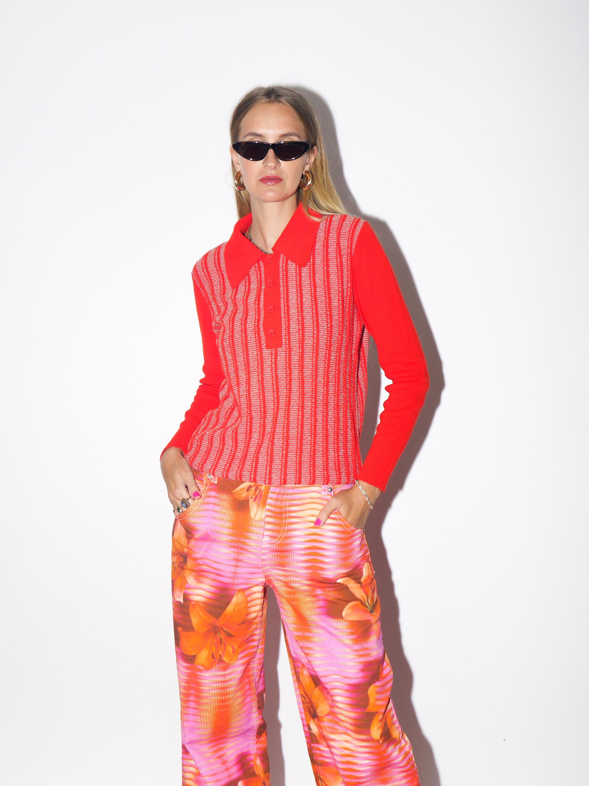 VINTAGE Red Neon Polo Sweater With Stripe Pattern And Long Sleeves From The 1970s (Made In Italy)