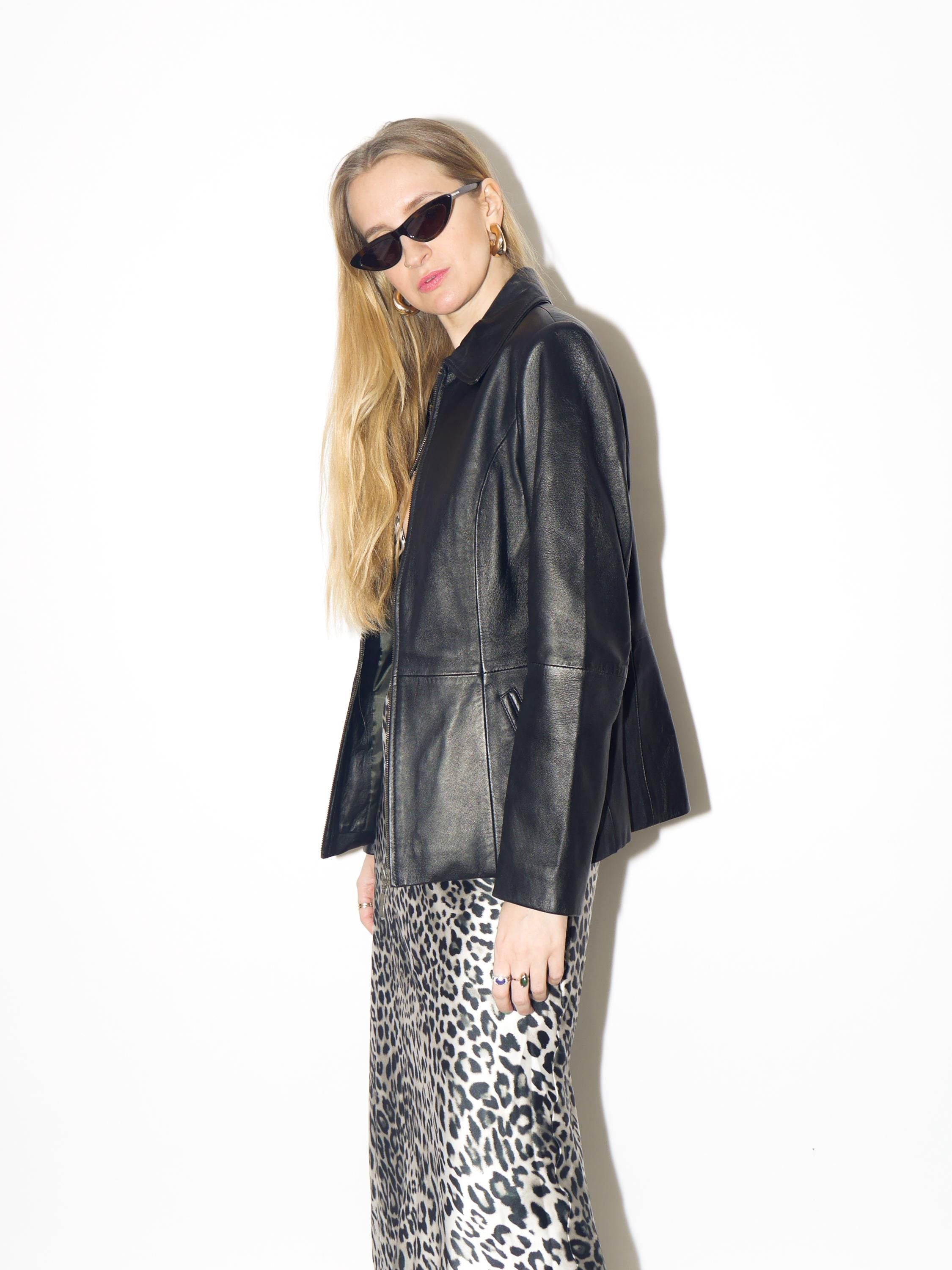 VINTAGE black leather jacket from 1980s | fitted black vintage leather blazer