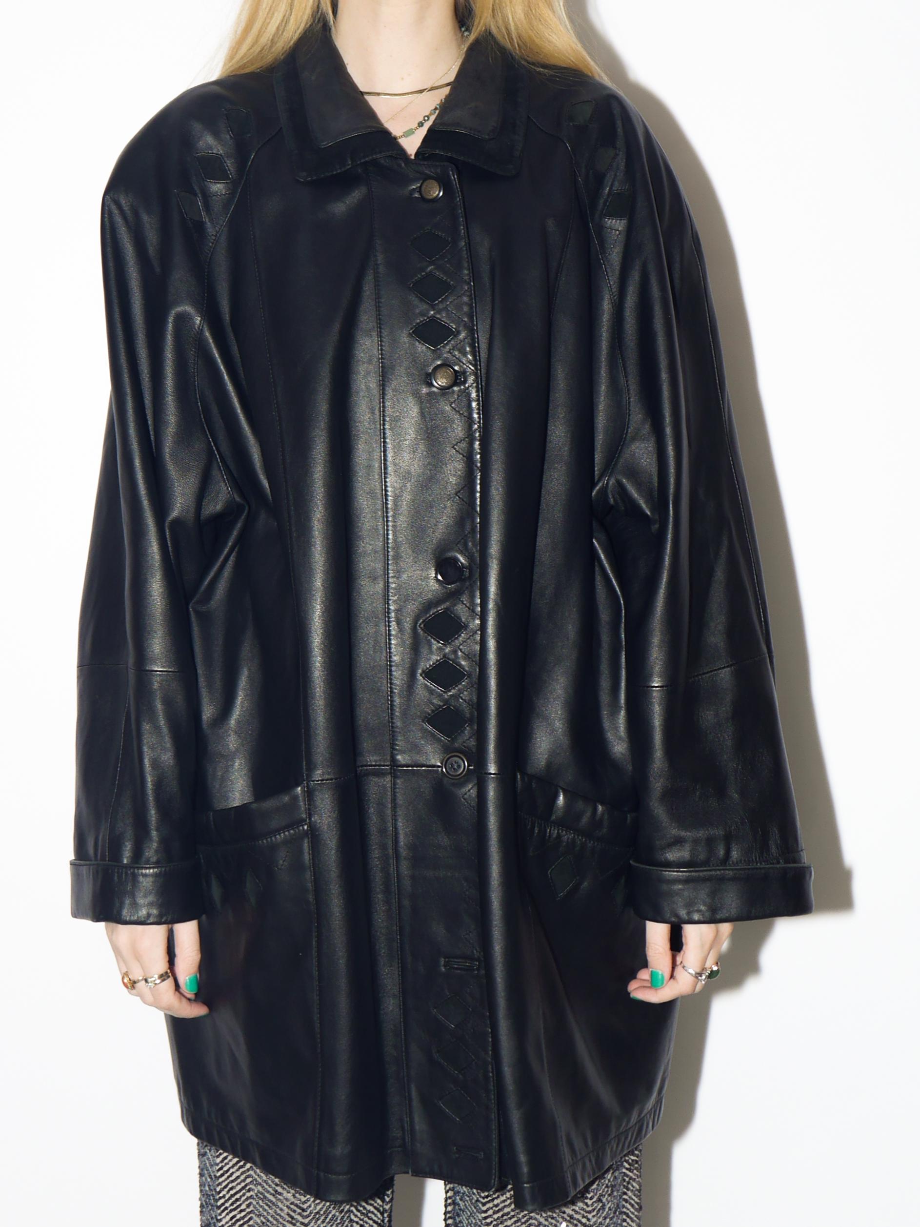VINTAGE black leather jacket from 1990s | quality retro leather oversize jacket