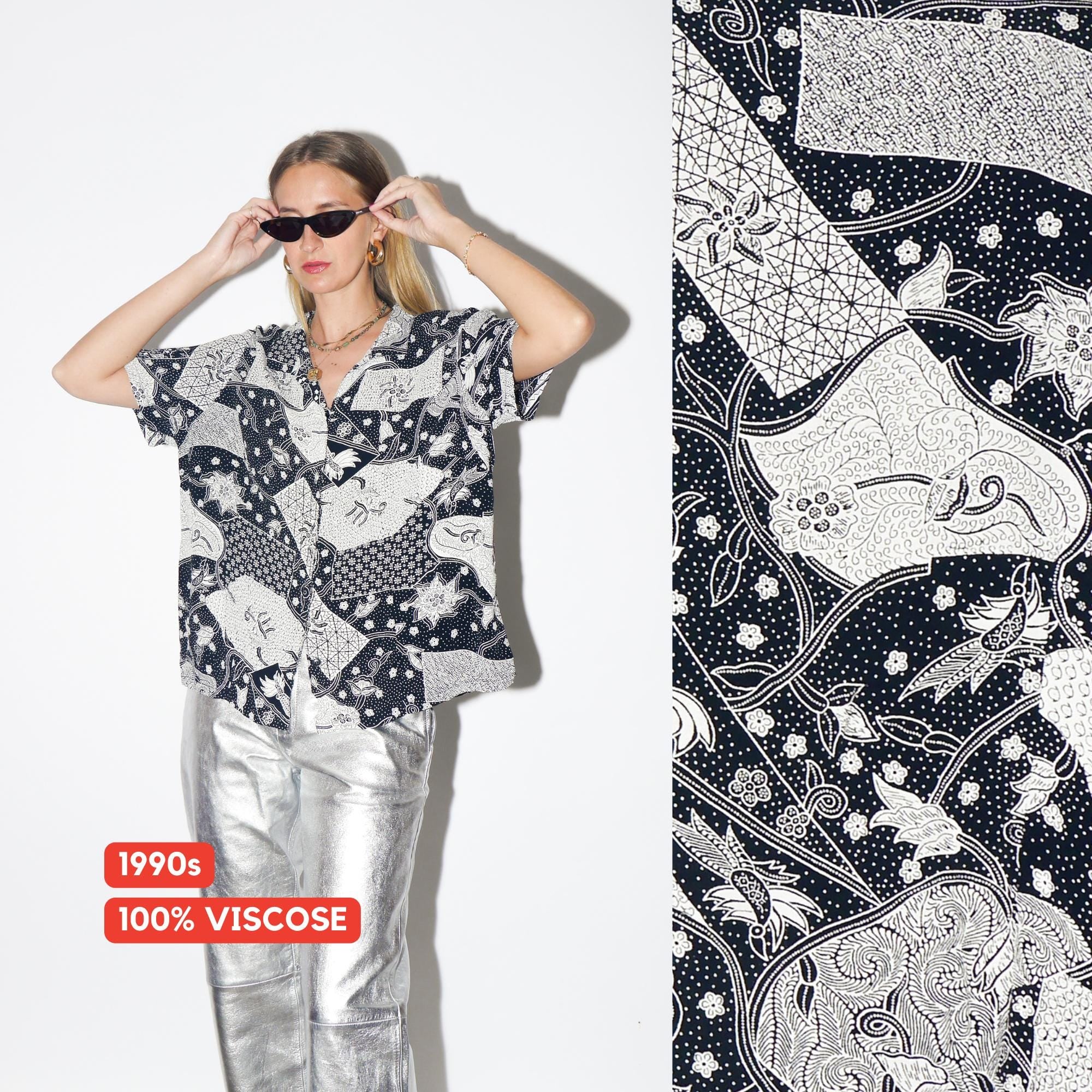 VINTAGE Black And White Viscose Short Sleeve Blouse From 1990s With Covered Buttons By Dash