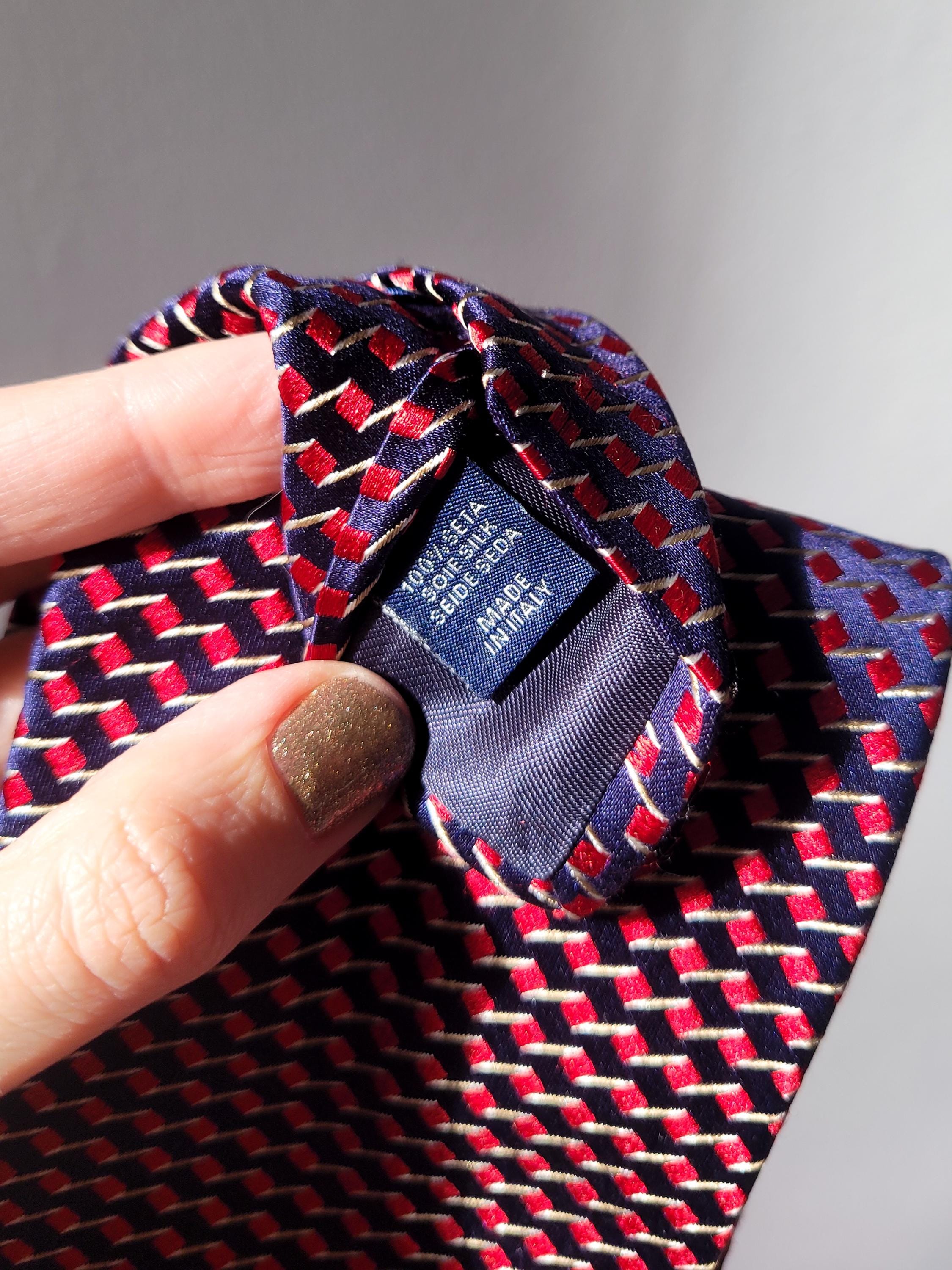 Handmade 100% Silk Scrunchie from Vintage 1980s Tie by MODOPOL - Burgundy and Navy