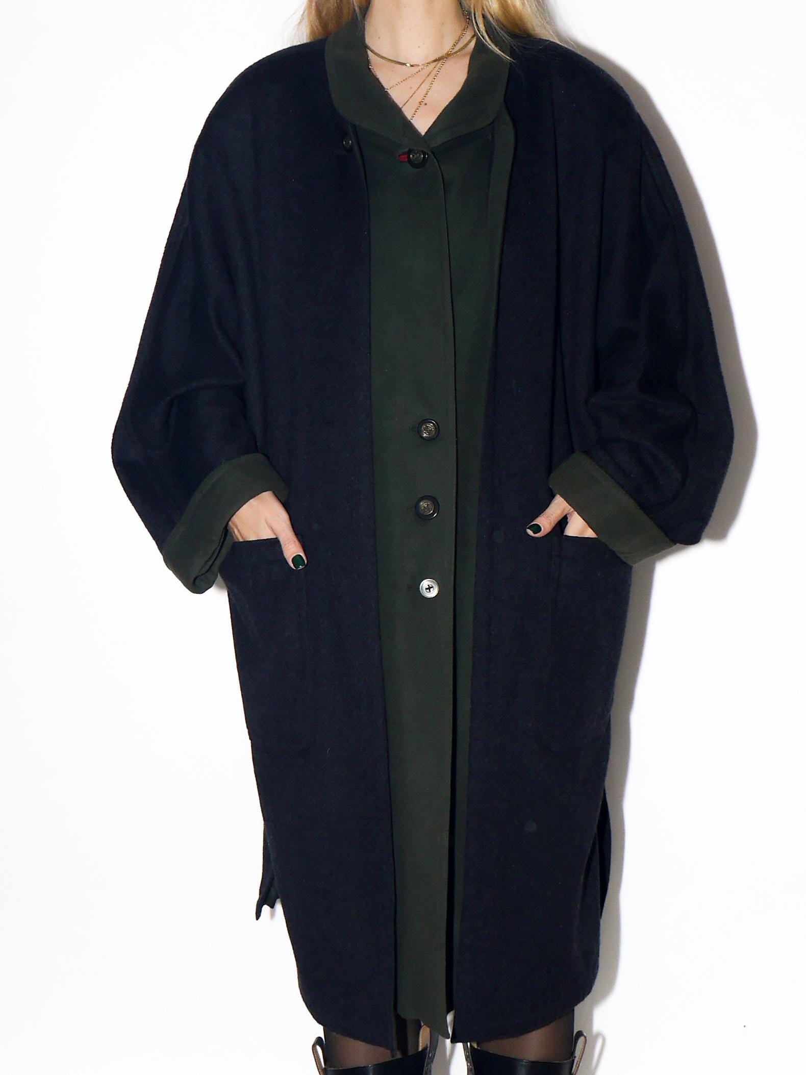 VINTAGE Dark Gray And Forest Green Wool Cashmere Oversized Coat From The 1980s