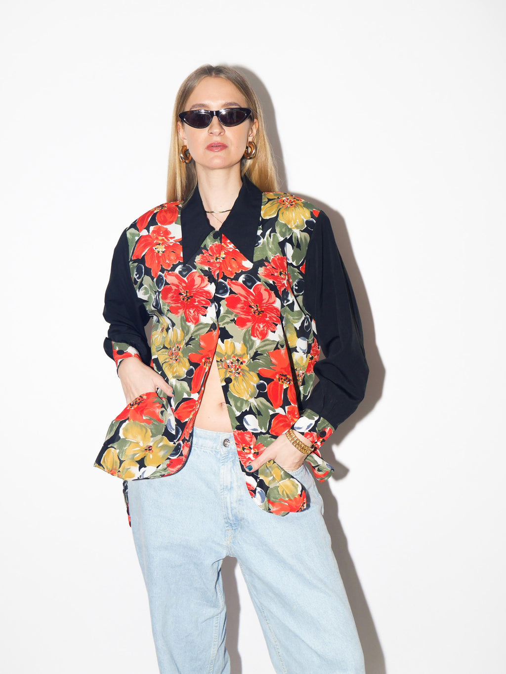 VINTAGE floral blouse from 1980s by Chris B® with black sleeves & shoulder pads