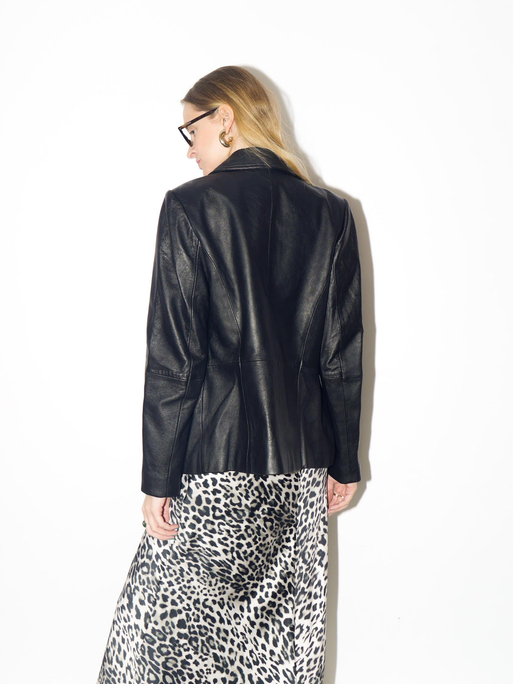 VINTAGE black leather jacket from 1980s | fitted black vintage leather blazer