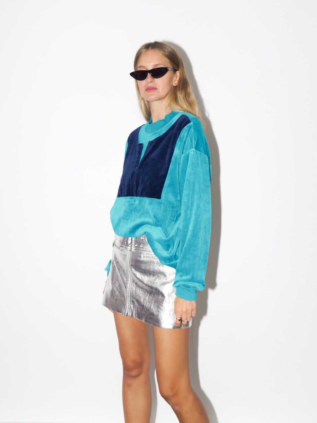 VINTAGE Turquoise Sweater From The 1980s — Cotton Blend Crew Neck