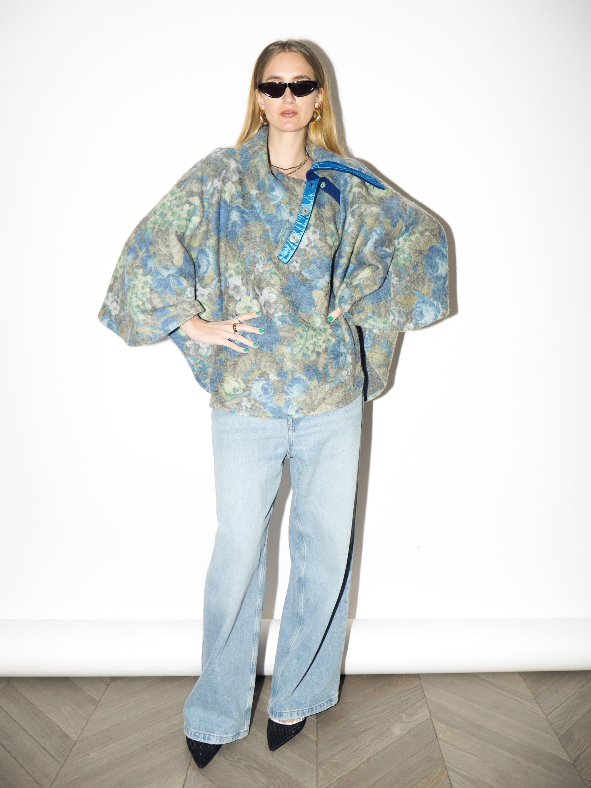 VINTAGE Blue 100% Wool Poncho with Floral Pattern | Handmade Warm Retro Poncho
