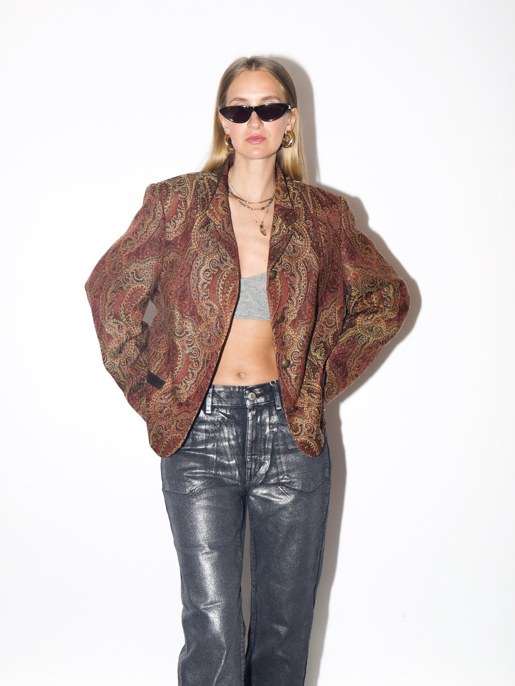 VINTAGE Viscose Bronze Brown Burgundy Oversized Jacquard Blazer With Velvet Collar And Metal Buttons From The 1980s